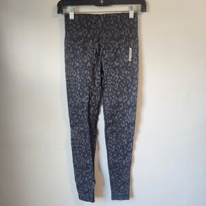 Gymshark Adapt Seamless Leggings‎ Women's Size Small Black  Animal Print